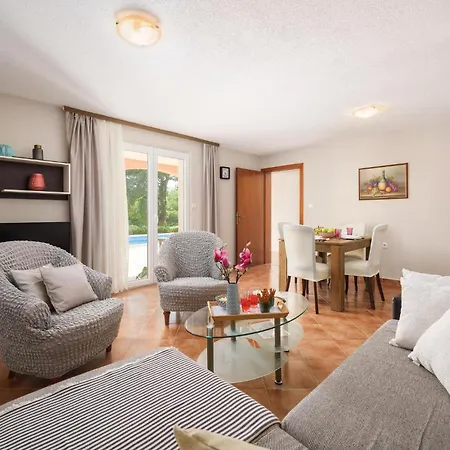 Lovely In Sv,lovrec With Kitchen *