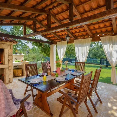 Lovely In Sv,lovrec With Kitchen *